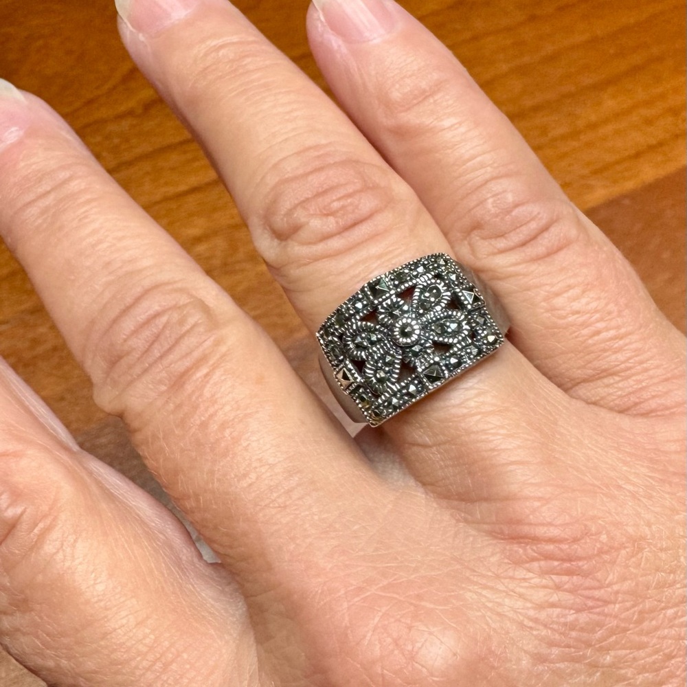925 Sterling Silver Marcasite Floral Wide Band RING